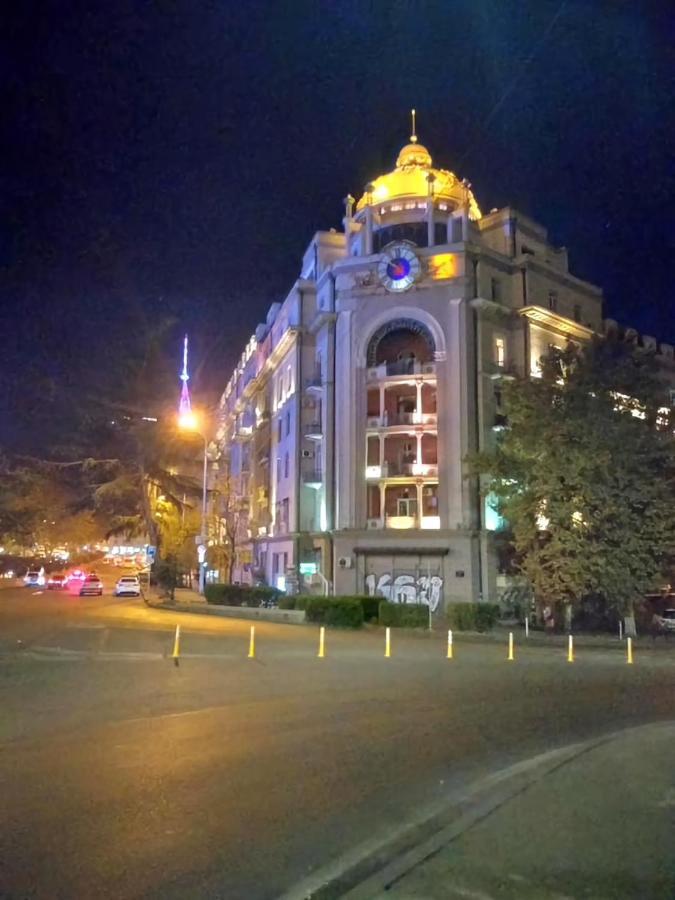 10 Baratashvili St Tbiliszi Kültér fotó