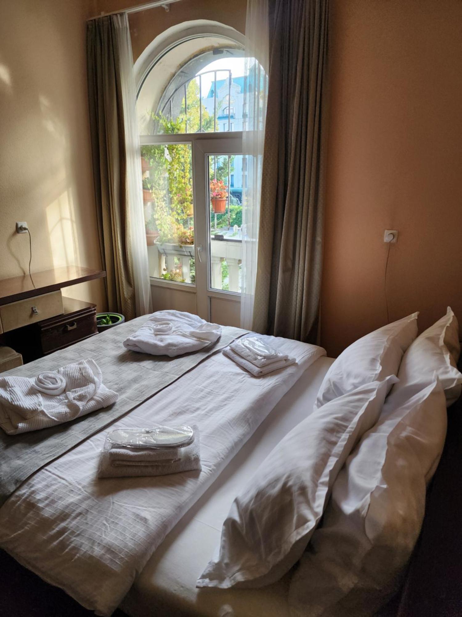10 Baratashvili St Tbiliszi Kültér fotó